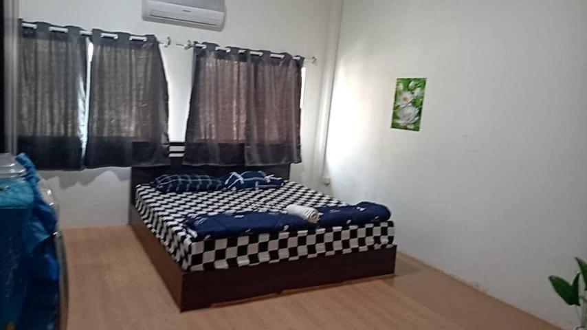 Skutan Bangchak Penginapan Bangkok